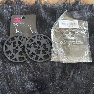 Paparazzi Black Geometric Earrings